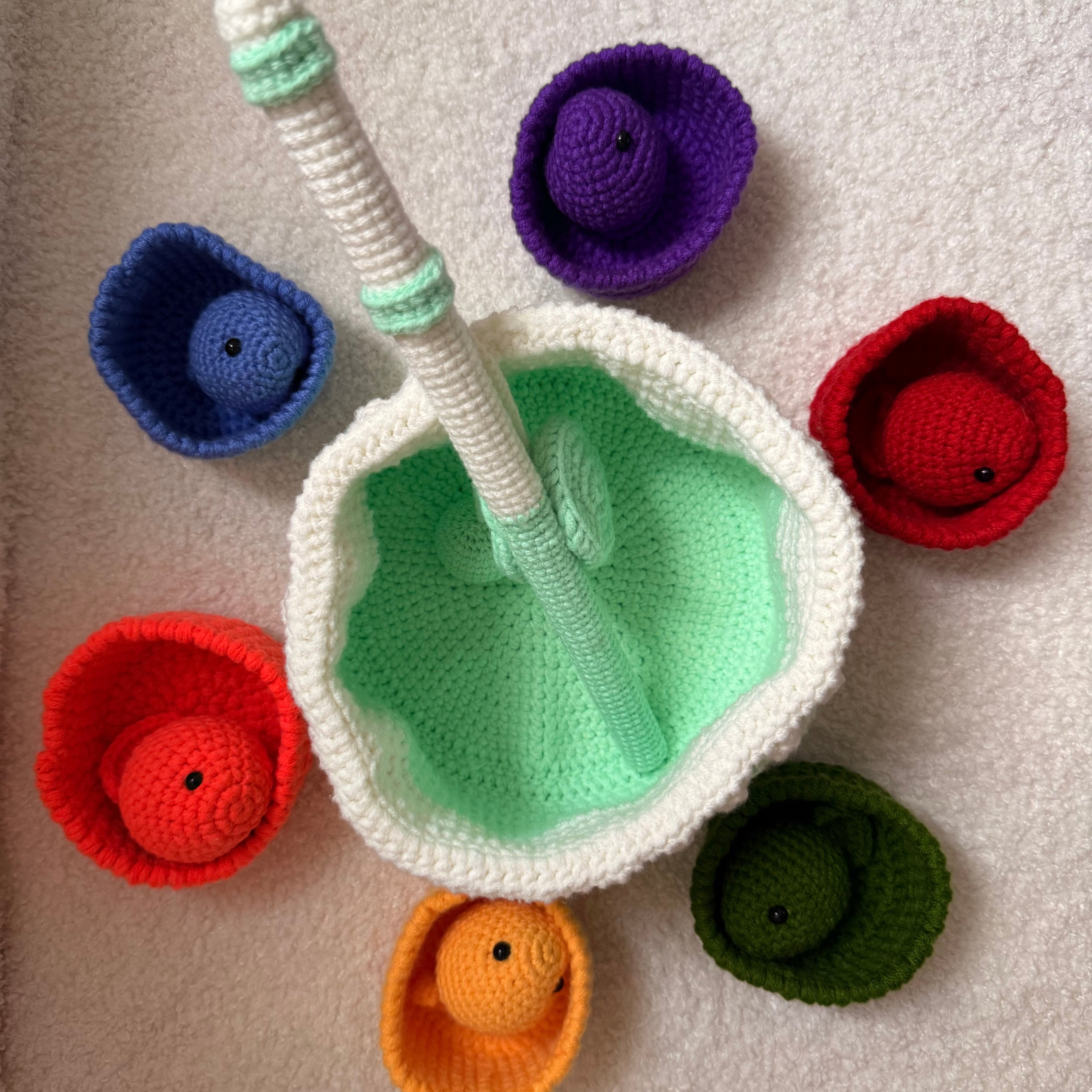 Crochet hooks and accessories included in the DIY craft kit