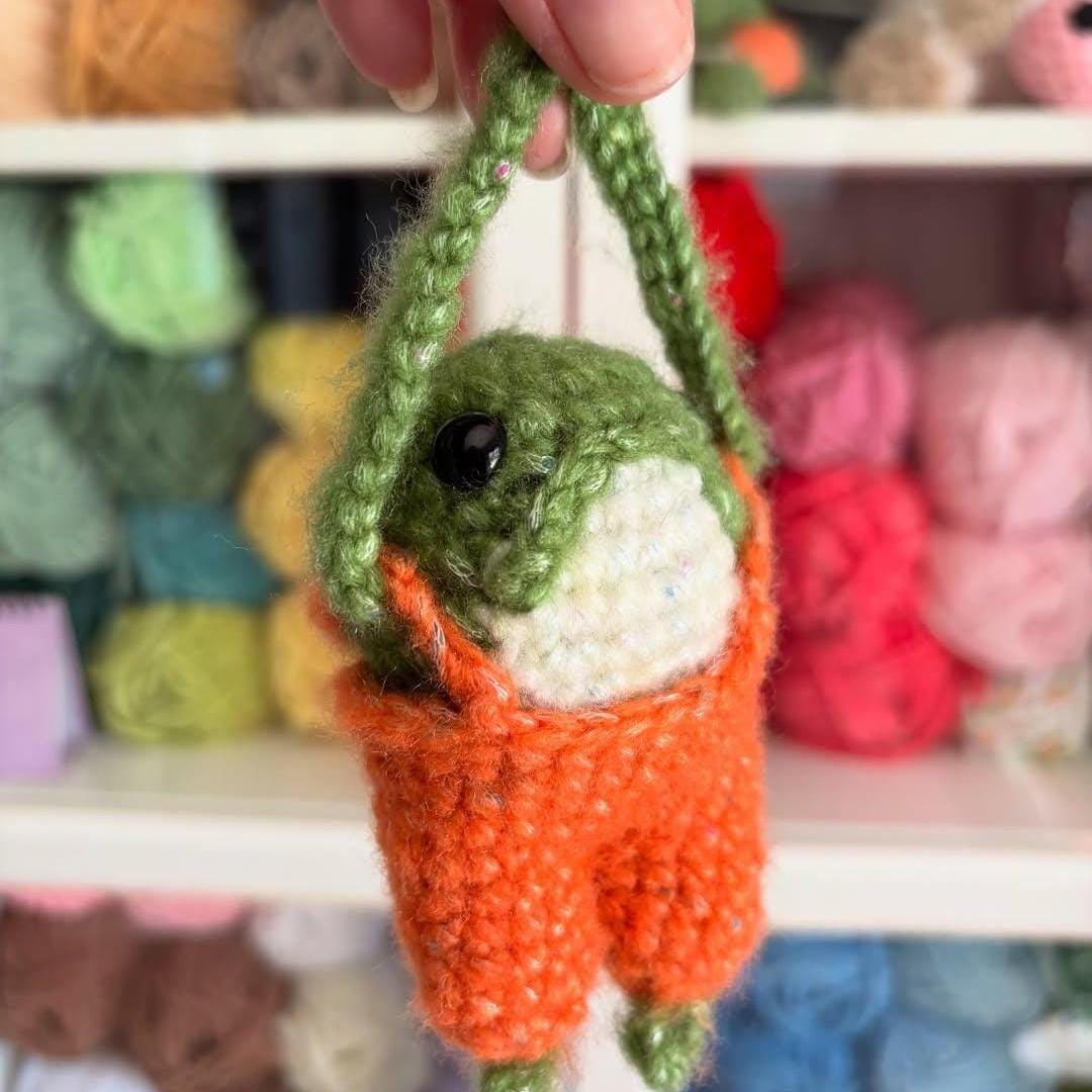 Crochet Frog Keychain in Blue Overalls, Frog Bag Charm, Handmade Frog Lover Gift, Kawaii Stuffed Animal Keyring, Toad Plushie