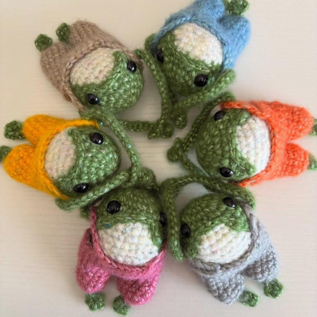 Crochet Frog Keychain in Blue Overalls, Frog Bag Charm, Handmade Frog Lover Gift, Kawaii Stuffed Animal Keyring, Toad Plushie