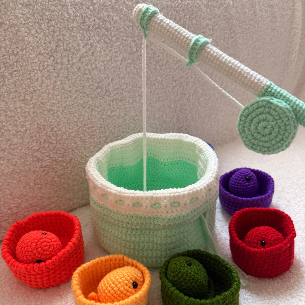 Step by step tutorial for Montessori fishing game crochet kit