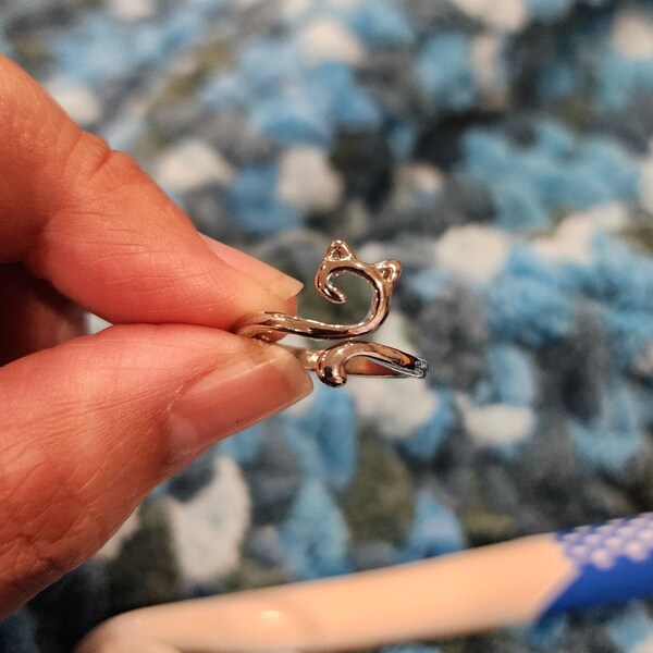 Adjustable Crochet With Thread Ring, Cute Kitten Ring Knitting Tool, Personality Knitting Jewelry Accessories
