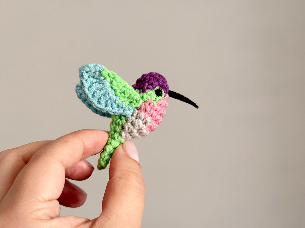 Hummingbirds Realistic Amigurumi Birds Crochet Kit