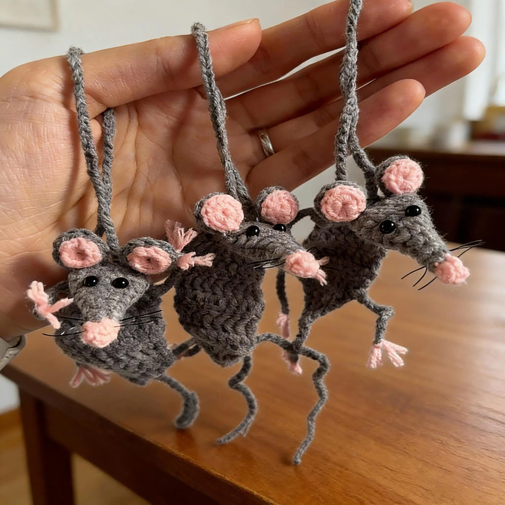 Handmade Crochet Rat Hanging Charm, Cute Crochet Animal Ornament, Car Mirror Hanging Accessory, Home Decor, Unique Crochet Gift for Kids